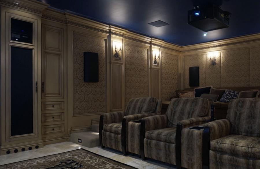 Home Cinema With Voice Control